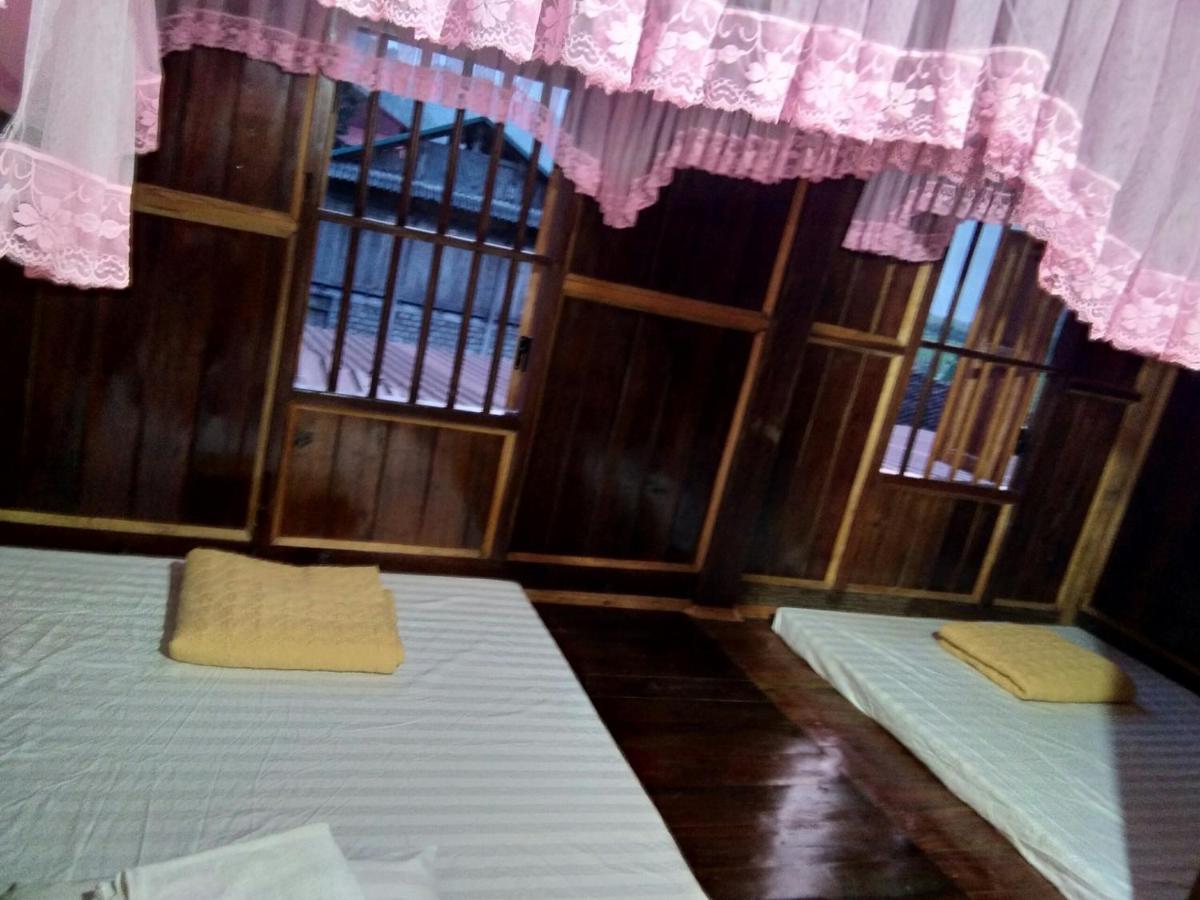 Hoàng Quân Homestay Ba Be Exterior foto