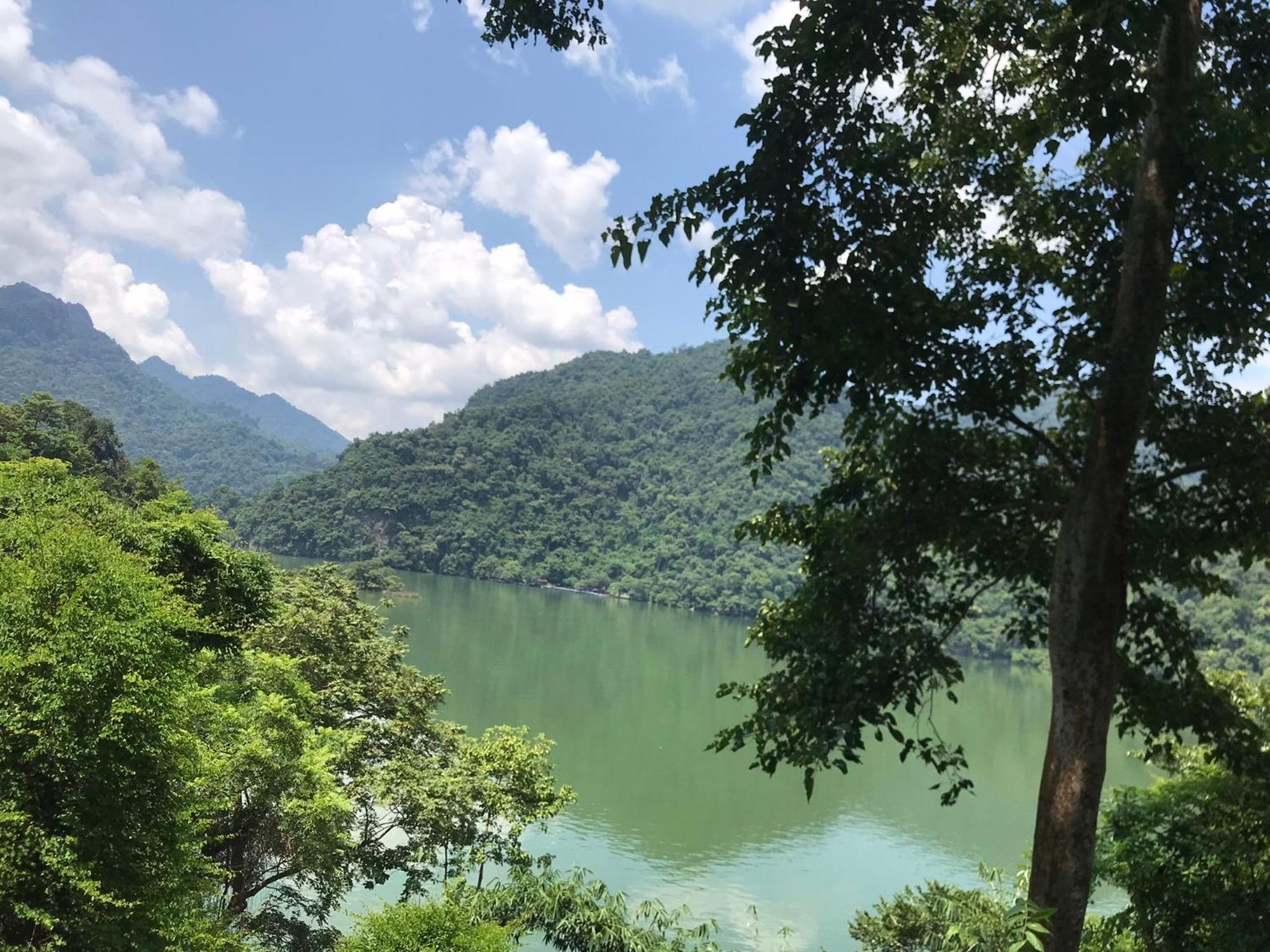Hoàng Quân Homestay Ba Be Exterior foto